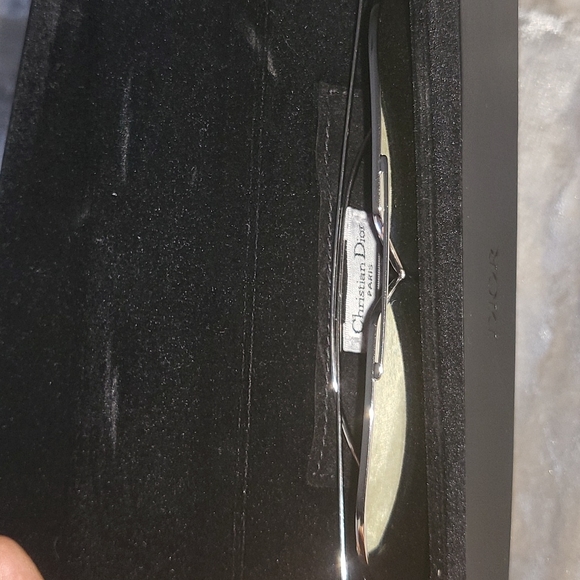 Christian Dior Sunglasses - Picture 6 of 7